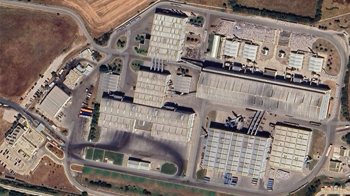 Столично предприятие за третиране на отпадъци, видяно от дрон