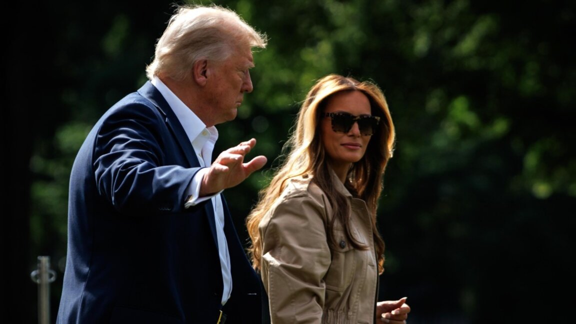 Тръмп и първата дама посетиха най-пострадалия от наводнението район на Тексас