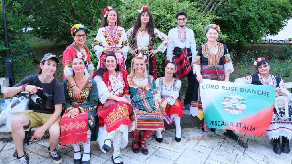 The 'White Roses' Bulgarian folk choir from Pescara, Italy, is performing in Bulgaria for the first time