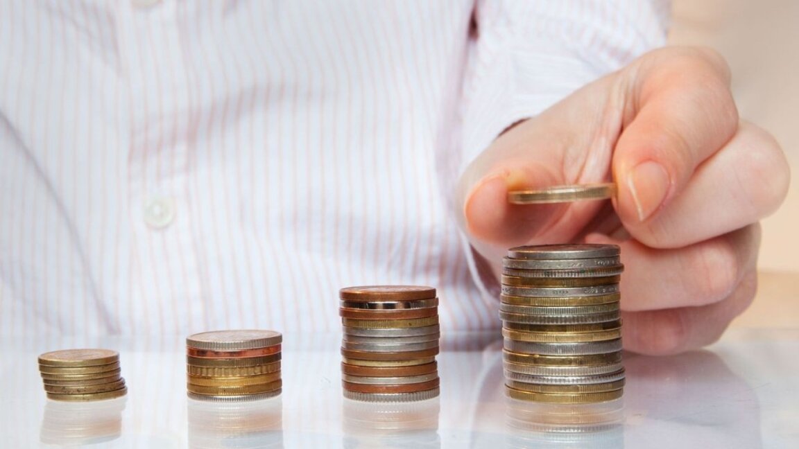 Paga mesatare bruto në Bullgari arriti në 2000 leva /1022.58 euro/