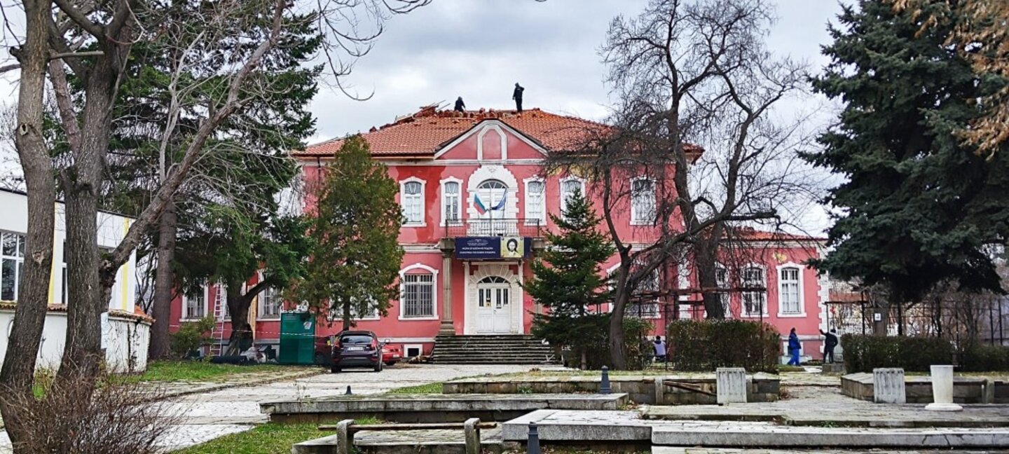 Приключи ремонтът на покрива на художествената галерия в Кърджали
