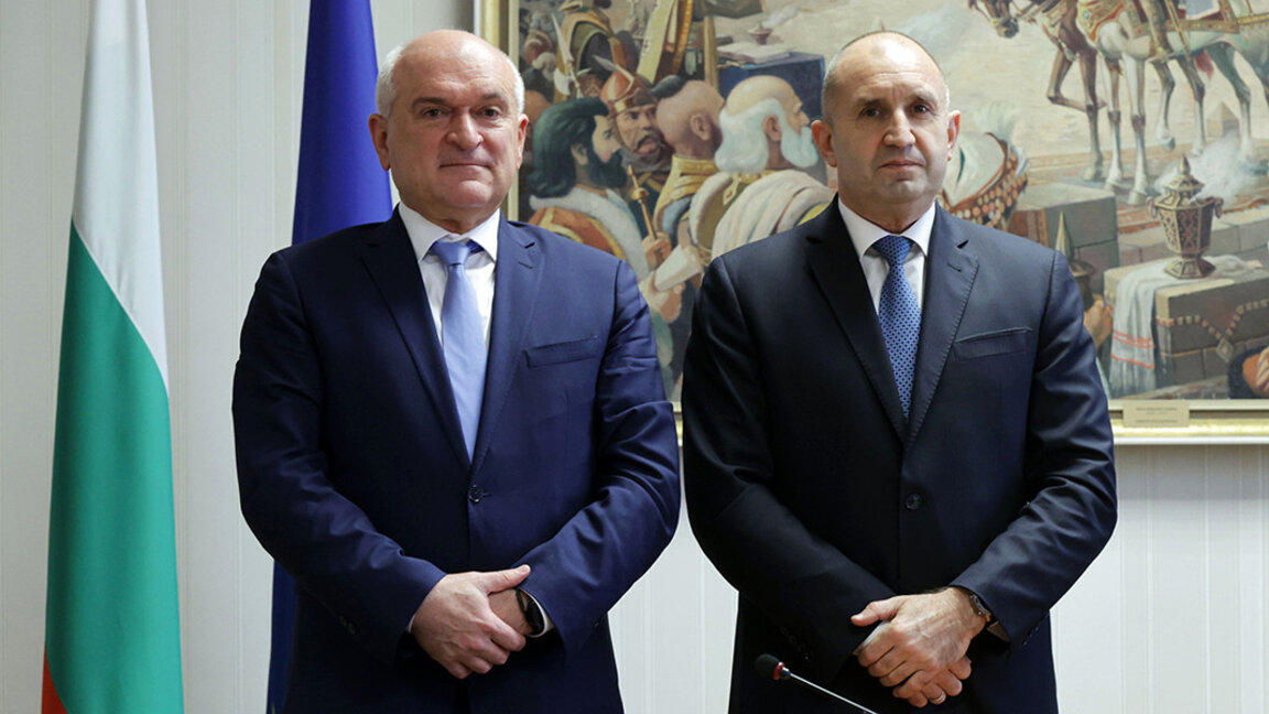 Bulgaria será representada por el presidente y por el primer ministro en la Cumbre de la OTAN