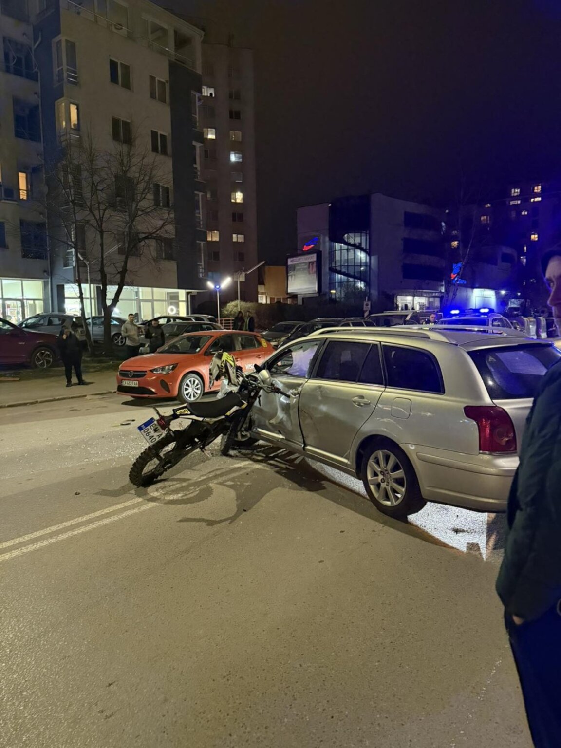 14-годишен със счупени крайници след тежка катастрофа в "Студентски град"