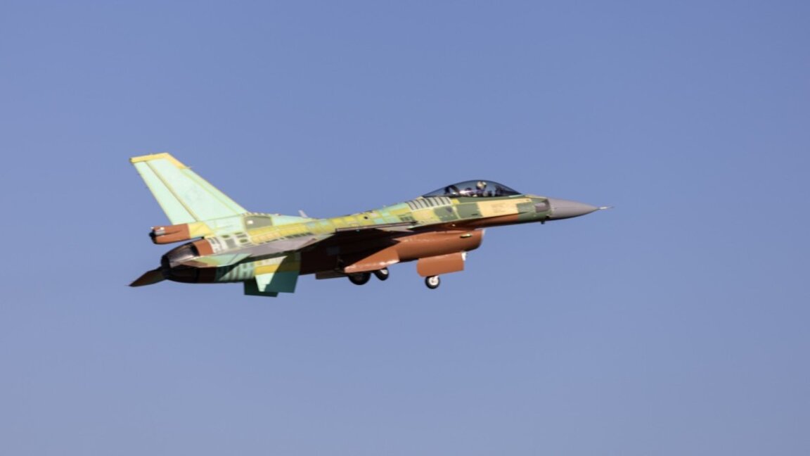 Premier test réussi d'un F-16 Block 70 destiné à la Bulgarie...