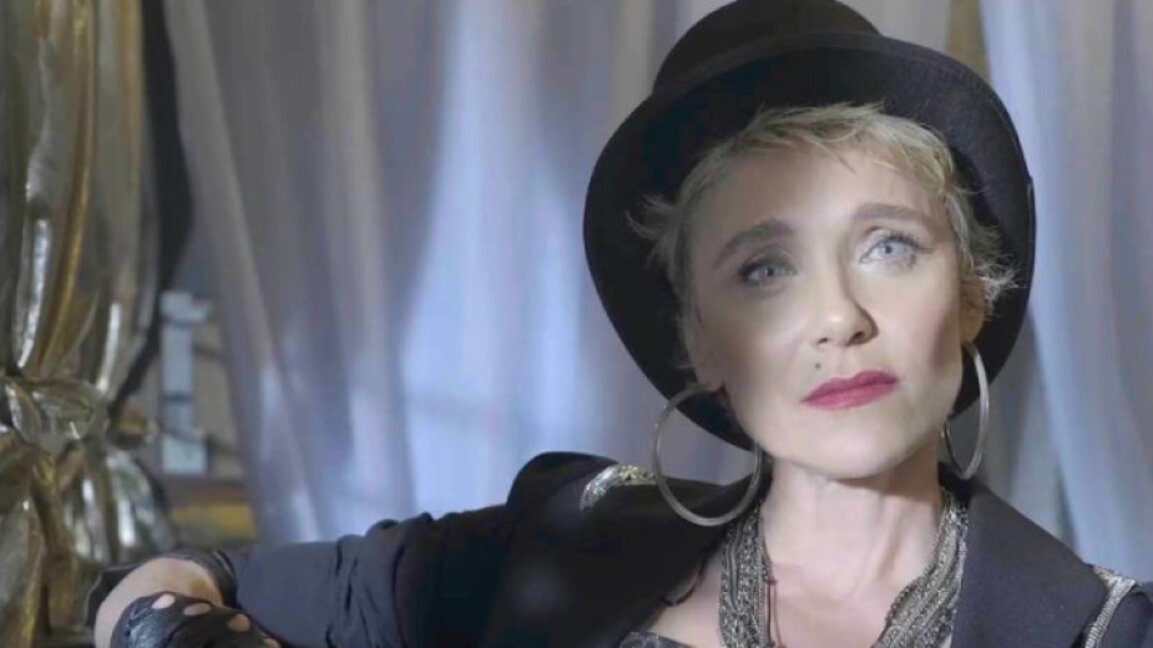 Койна Русева: Ходете на театър! Много от проблемите се решават през добрите драматургии