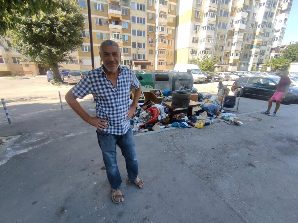 Блок 93 на ул. "Капитан Райчо" във Варна, или защо наоколо не е за снимка