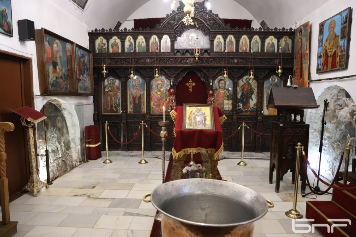 Църковен календар - 4 октомври 2025 г.