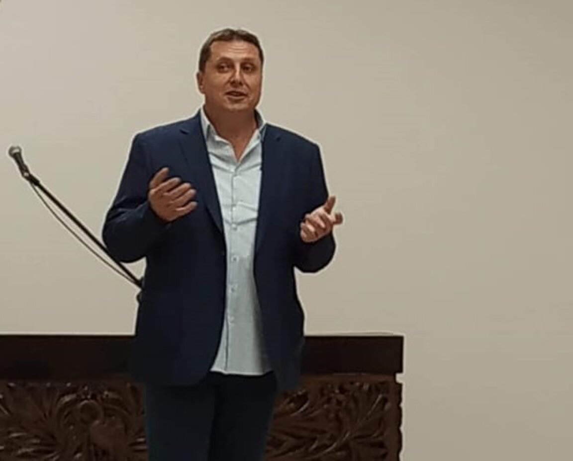 Пейо не иска да се самоубие, има проблем и търси помощ
