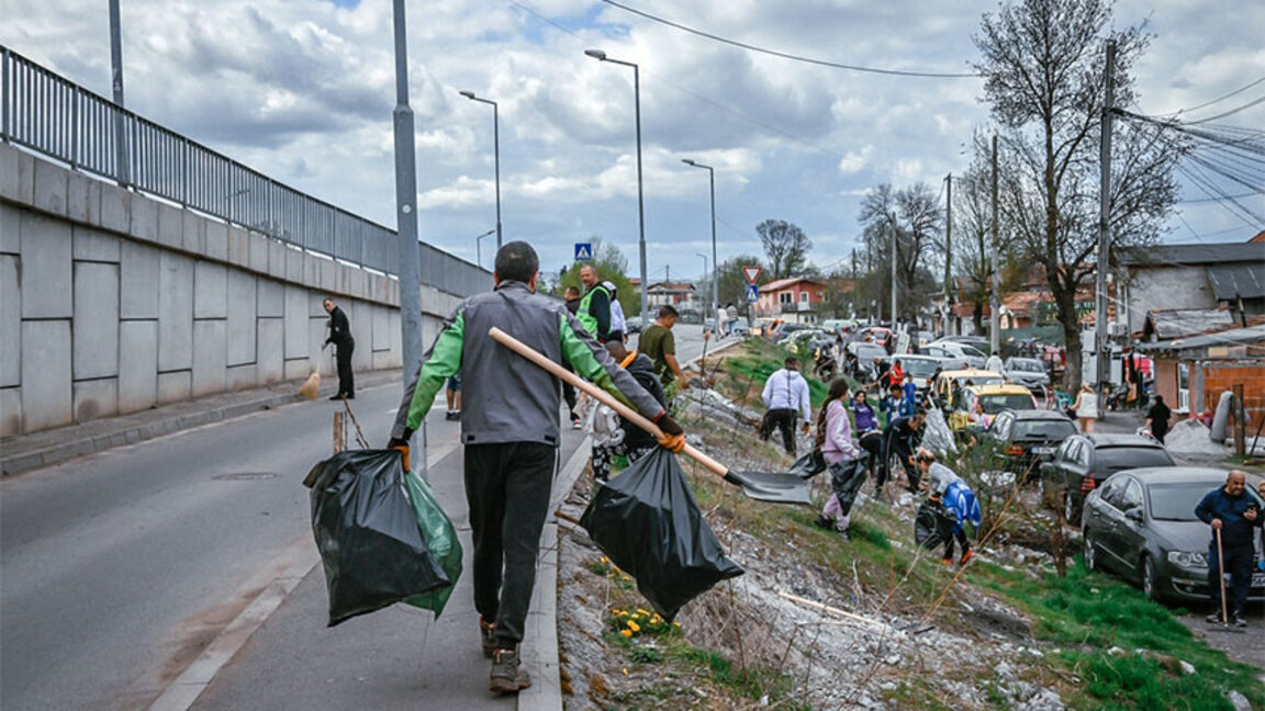 Общинско предприятие за почистване ще заработи в Смолян
