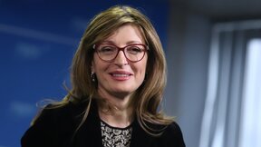 Екатерина Захариева получава ресор "Стартъпи, изследвания и иновации"