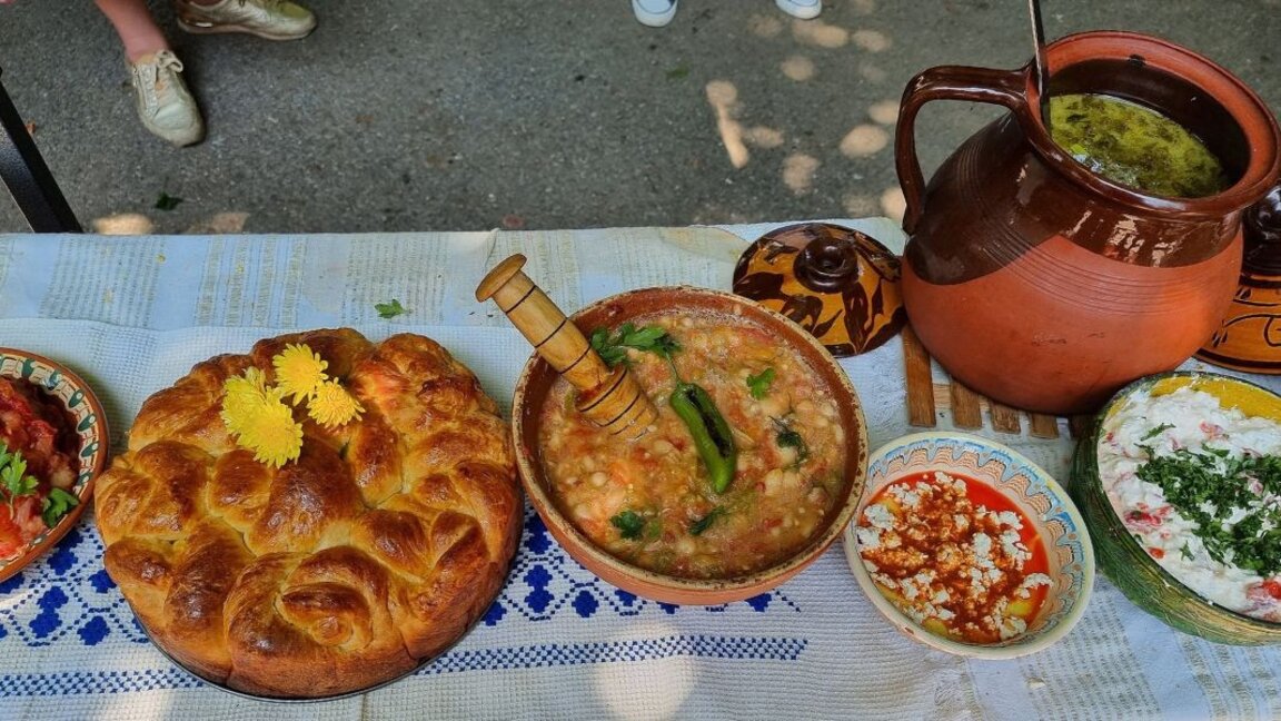 Festivali "Babina Dushica" në Montana mbledh kuzhinierë nga e gjithë Bullgaria