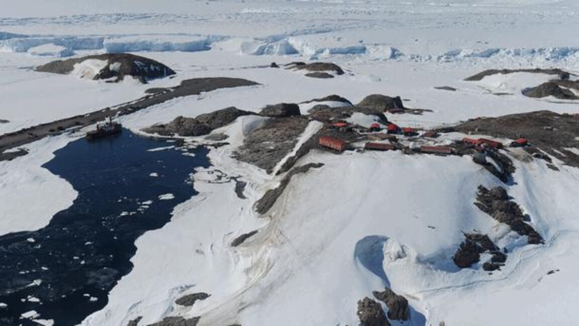 Los exploradores polares búlgaros y franceses contarán de los retos en la Antártida