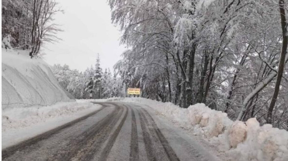 Няма затворени пътища в Смолянска област заради снега