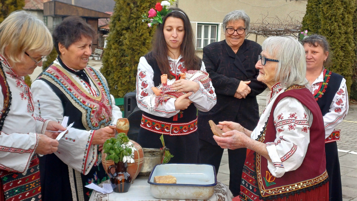 Празнуваме Бабинден
