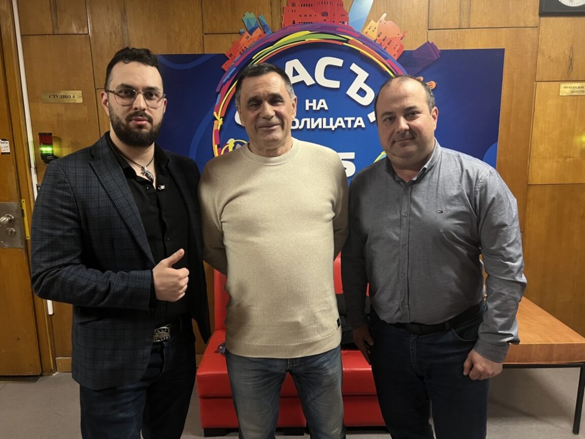 Строят копие 1:1 на самолета на Димитър Списаревски