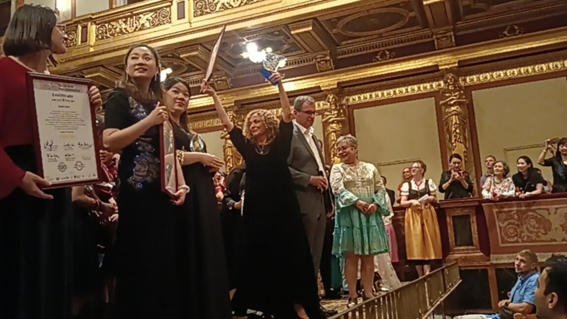 Варненски хор спечели голямата награда на конкурс във Виена (ВИДЕО)