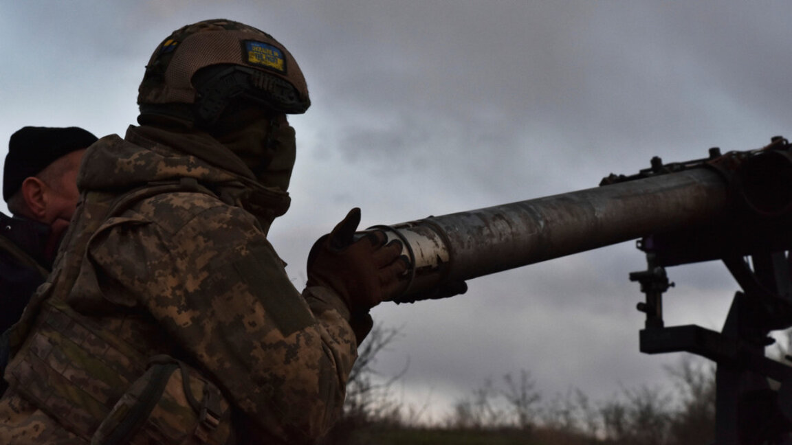 Русия и Украйна съобщиха, че военните действия продължават въпреки обявеното примирие