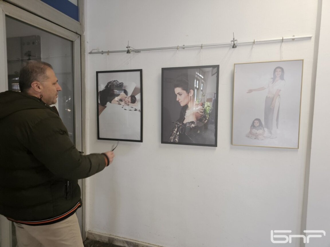 Модна фотография оживява в арт салона на Радио Благоевград