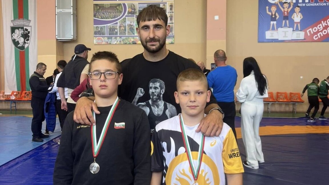 Сребро и бронз за таланти от Раднево