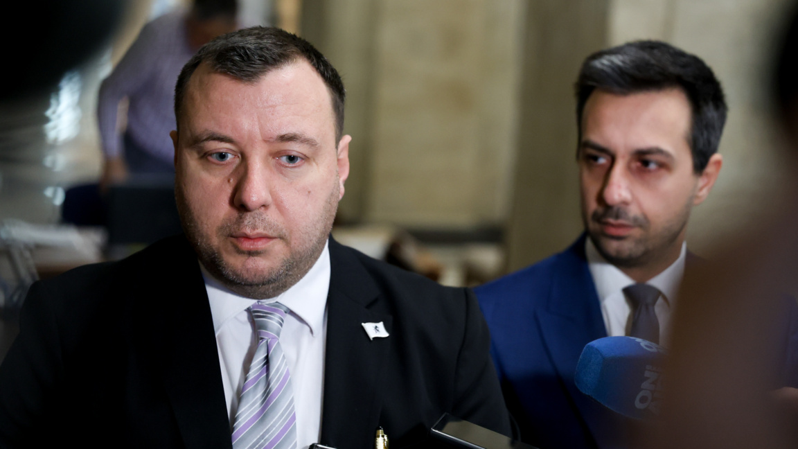 Петър Петров (вляво) и Деян Николов