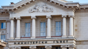 Кабинетът отпусна над 73 млн. евро за училищното образование