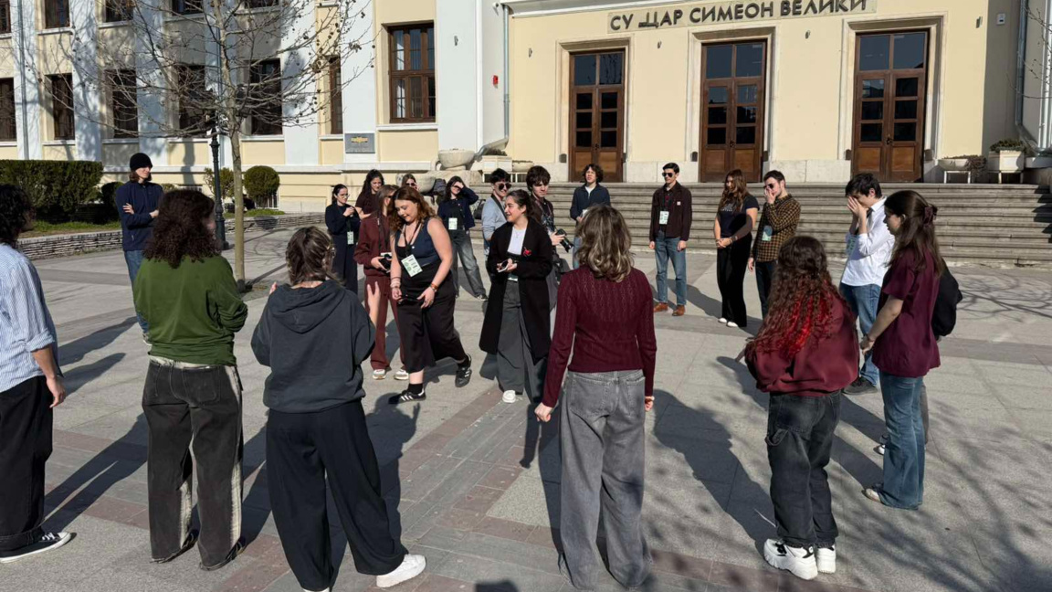 Снимката на 12 март 2026 година