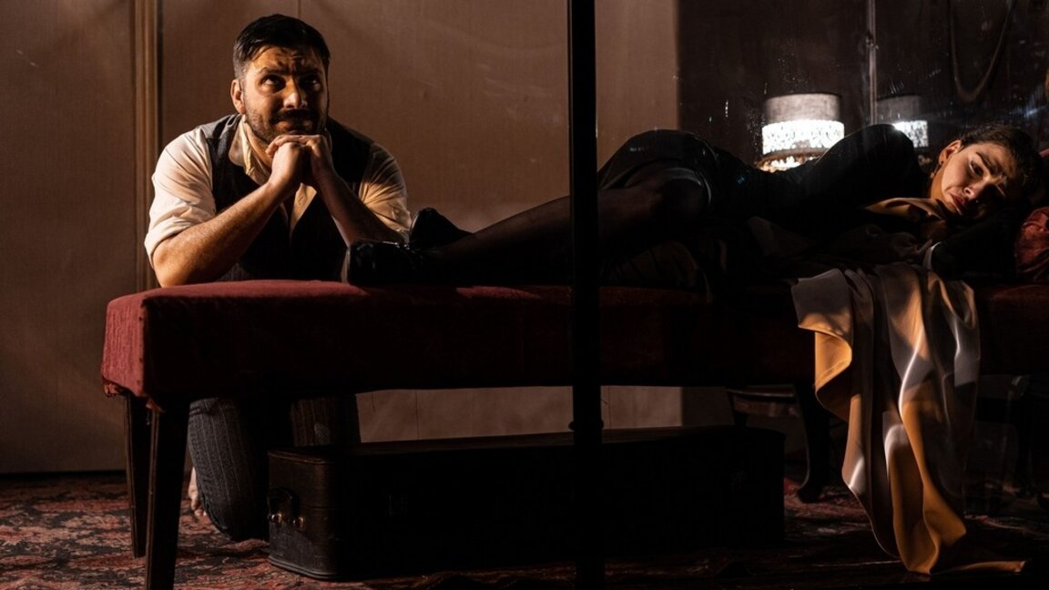 "Нирвана" с премиера във Велико Търново