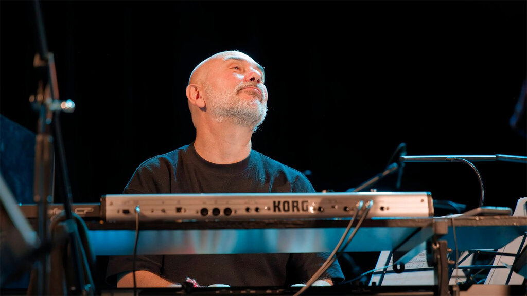 El jazzman Martín Denev: de la belleza y las personas “luminosas”