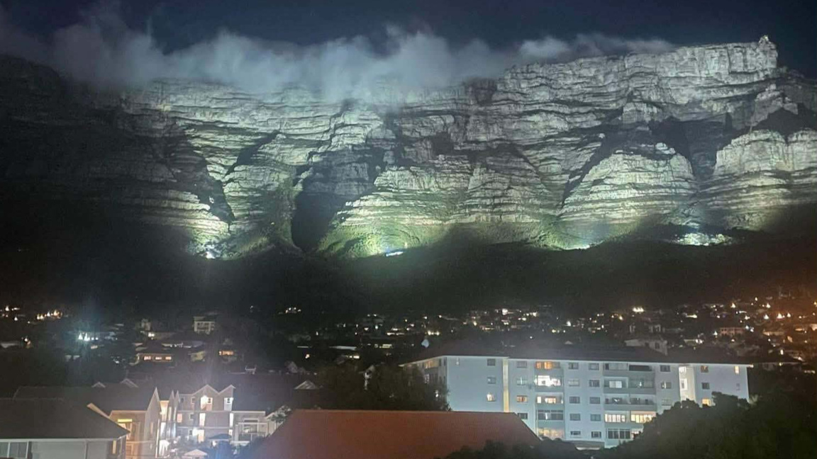 Кейптаун, Апостолите по скалите Table mountain