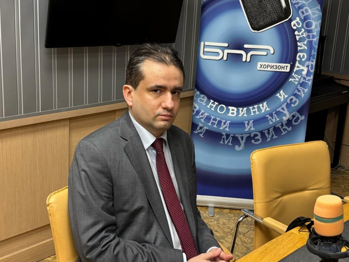 Божидар Божанов