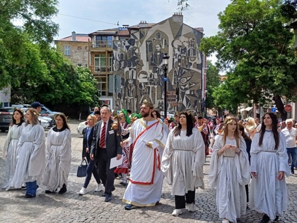 Три дни пивки вина и гурме изкушения в Стария Пловдив
