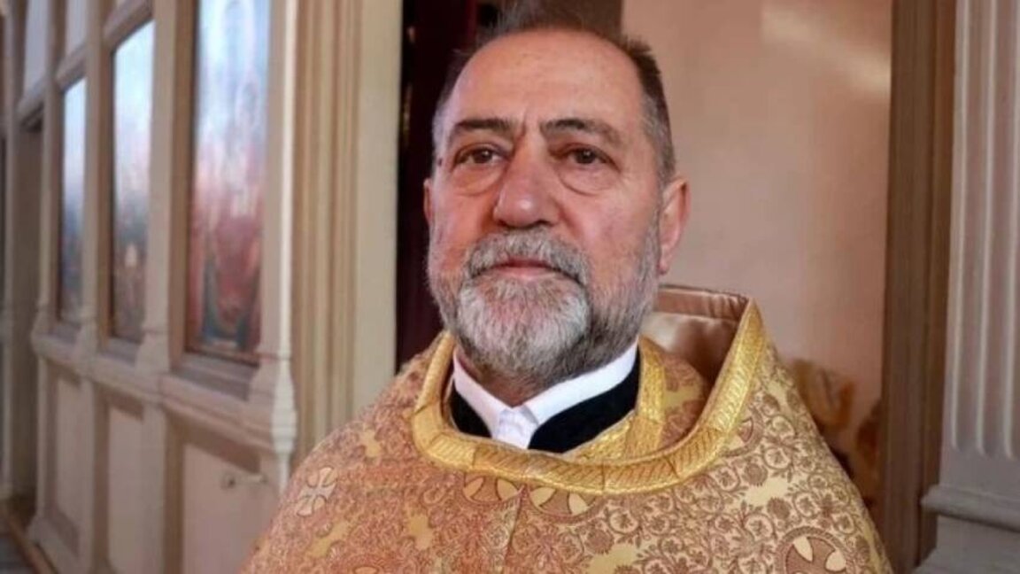 Rahip Aleksandır Çıkırık