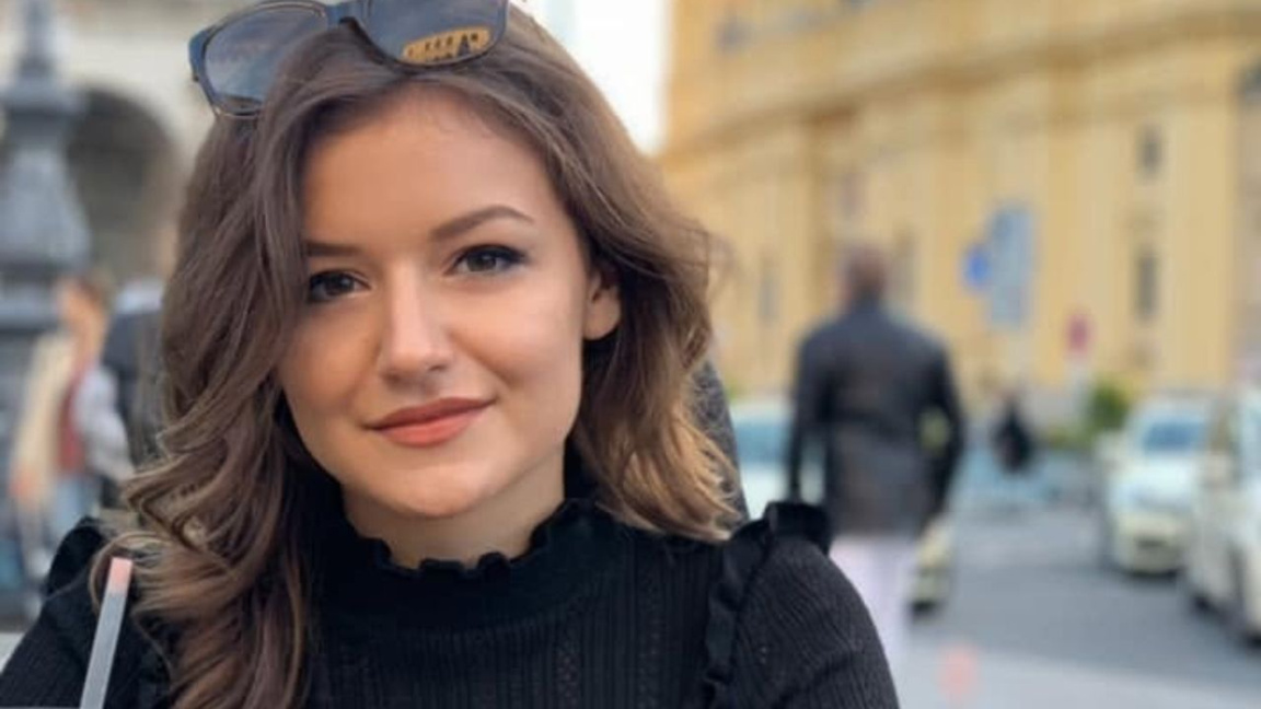Эстела Энчева