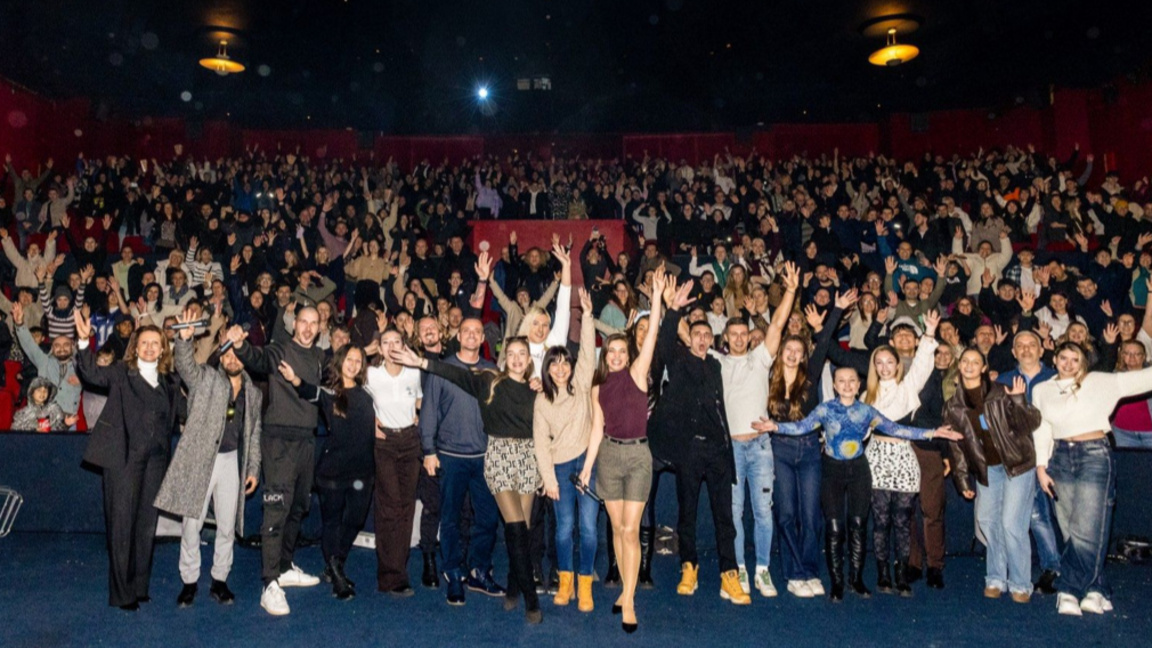 ''One Gram of Life'' triumphs in London