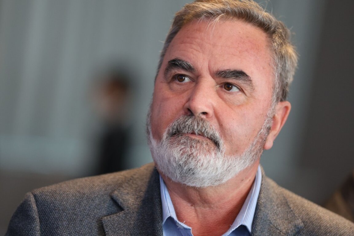Crecen los casos de la Covid-19 y salmonella pero los virus no son peligrosos