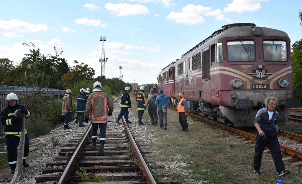 Пожар в района между селата Коларово и Доситеево в община Харманли
