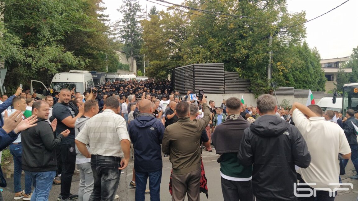 ДПС тръгва на поход за демокрация