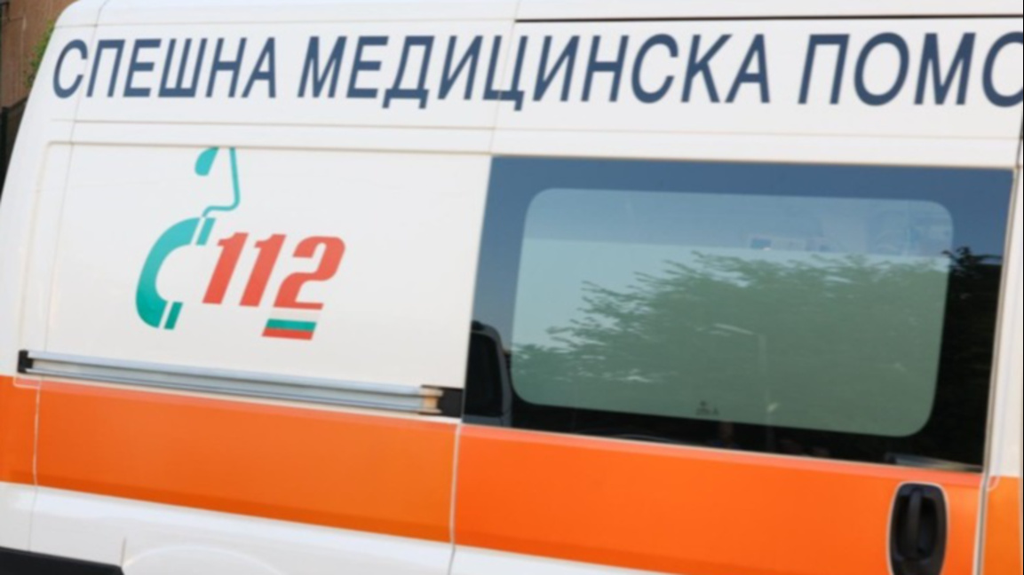 Спешна медицинска помощ линейка