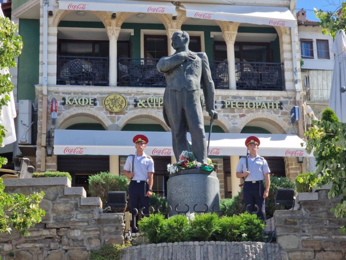 Велико Търново отбеляза 130-ата годишнина от убийството на Стефан Стамболов