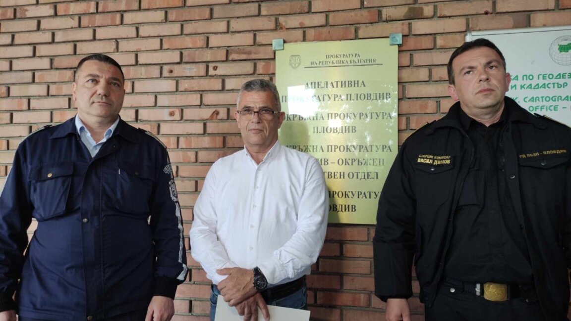 16 нарушения за 3 години има младежът, причинил тежката катастрофа на "Руски"