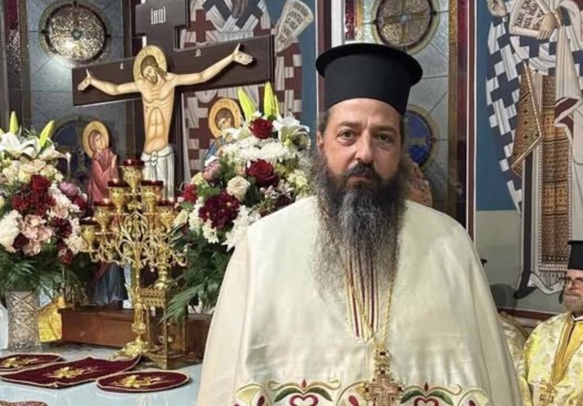 Свещеноиконом Николай Величков