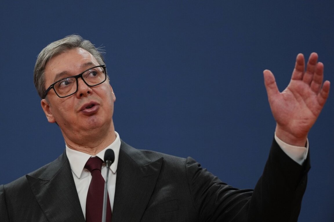 Александър Вучич