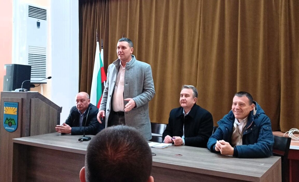 В подкрепа на животновъдите  обединиха усилия Община Черноочене и ОДБХ