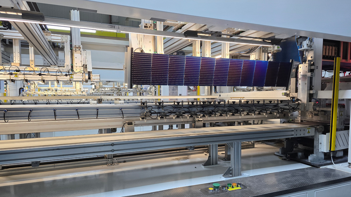 New photovoltaic module plant in Bulgaria's Kardzhali creates 200 jobs