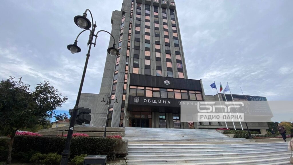Община Варна спря обществена поръчка за храна за социалните услуги