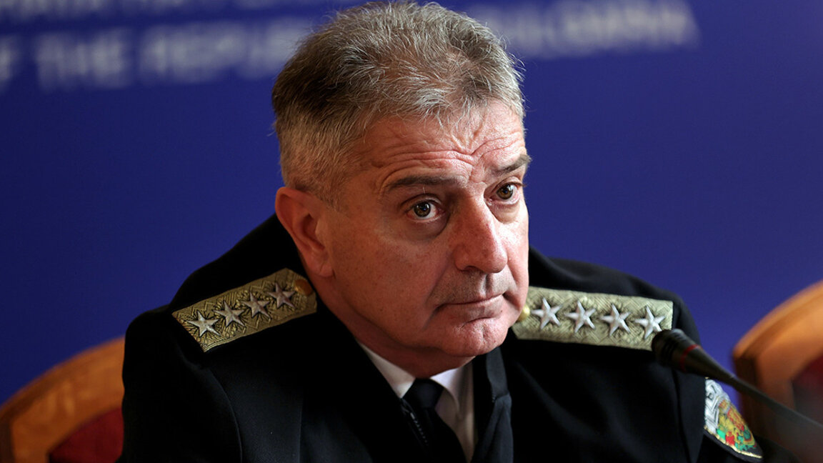 Almirante Emil Evtimov