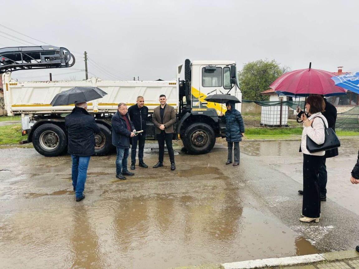 Ремонтират улици в Николаево