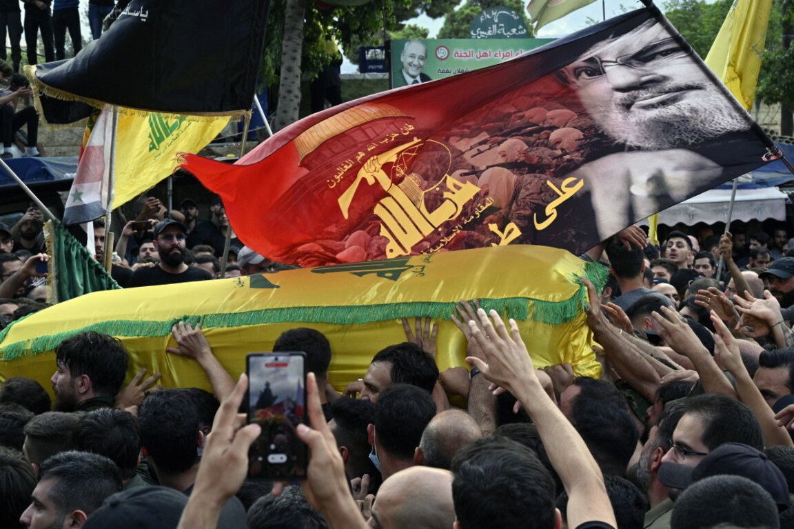 Погребението на високопоставения командир на "Хизбула" Ибрахим Акил, Бейрут, 22 септември 2024 г.