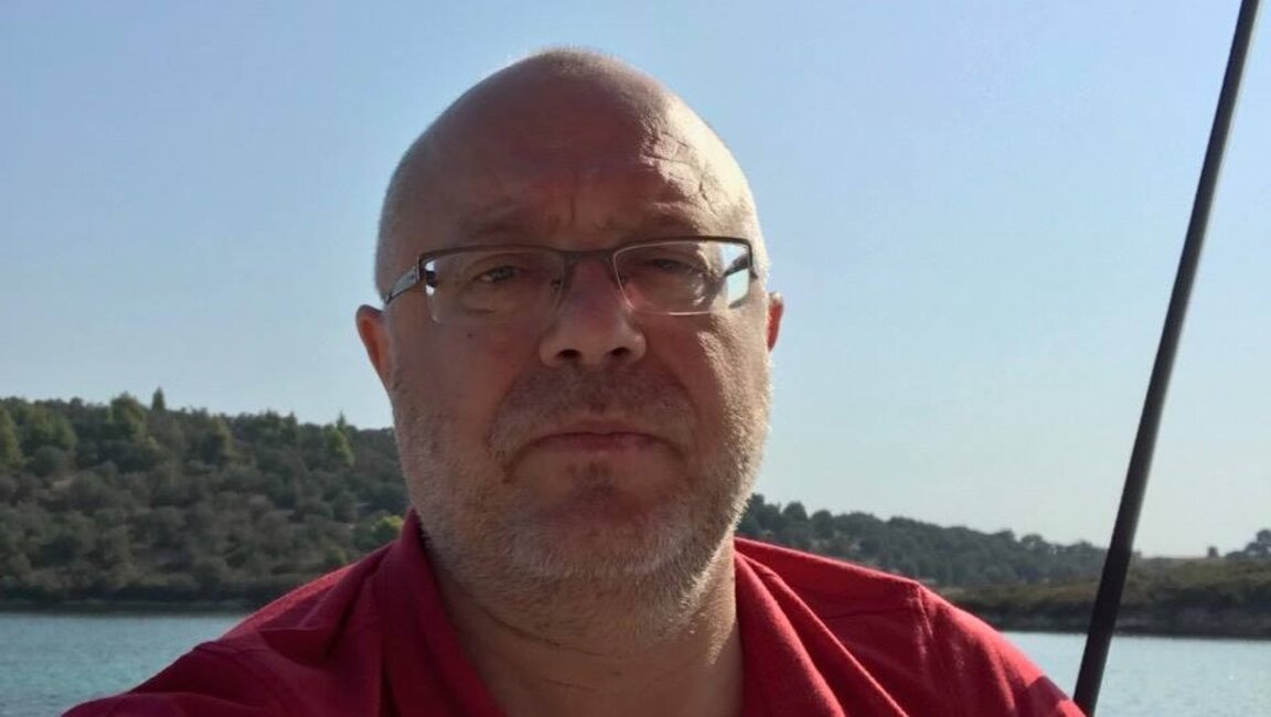 Адв. Иван Петров