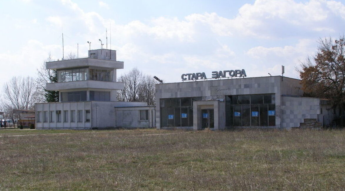 Експертна среща обсъжда бъдещето на летището край Стара Загора